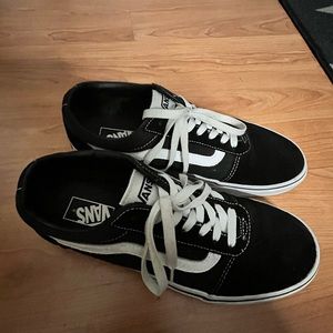 Black vans